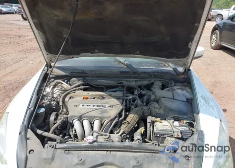 2006 Honda Accord 2.4 Se z USA, uszkodzony, nr VIN 1HGCM56316A133970